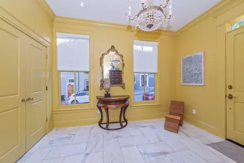 1119 Fuller St, Cincinnati, OH 45202 photo 2