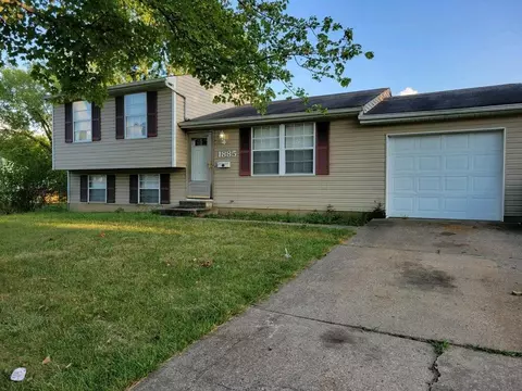 1885 Lincrest Dr, Forest Park, OH 45240 photo 2