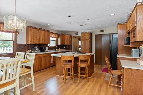 2240 Dean Rd, Bethel, OH 45106 photo 13