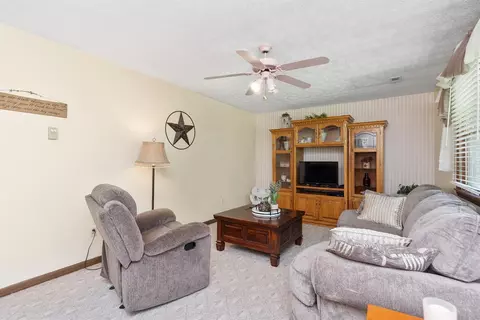 2240 Dean Rd, Bethel, OH 45106 photo 10