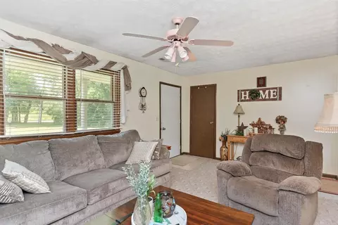 2240 Dean Rd, Bethel, OH 45106 photo 12