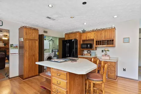 2240 Dean Rd, Bethel, OH 45106 photo 15