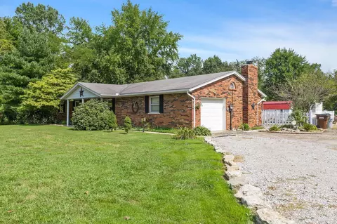 2240 Dean Rd, Bethel, OH 45106 photo 2