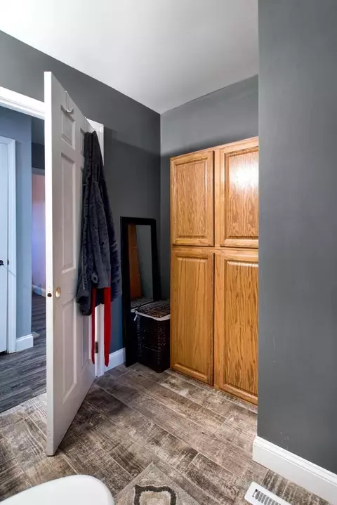 3899 Mark Ct, Cincinnati, OH 45255 photo 13