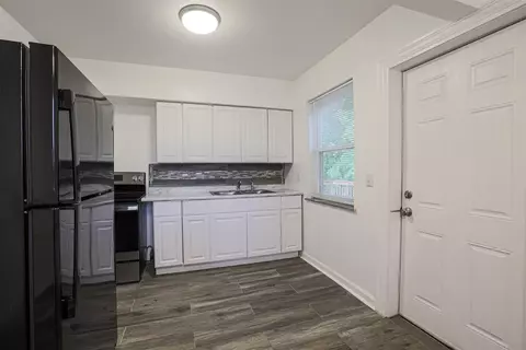 8061 Daly Rd, Cincinnati, OH 45224 photo 8