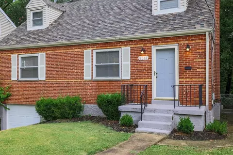 8061 Daly Rd, Cincinnati, OH 45224 photo 3