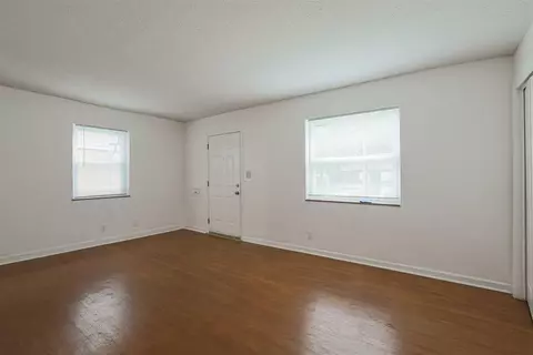 8061 Daly Rd, Cincinnati, OH 45224 photo 5
