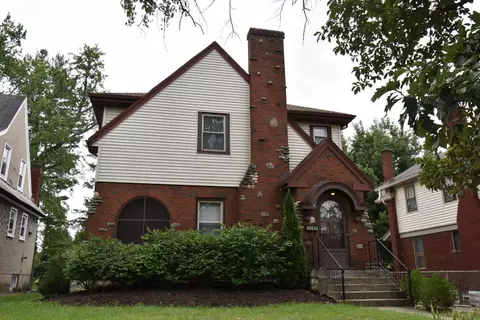 6641 Iris Ave, Cincinnati, OH 45213 photo 1