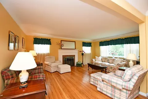 7801 State Rd, Cincinnati, OH 45255 photo 2