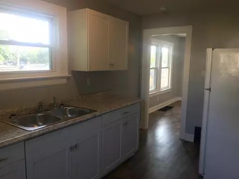 300 E St, Hamilton, OH 45013 photo 2
