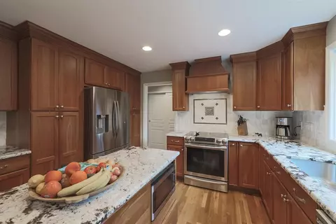 3906 Brigadoon Dr, Cincinnati, OH 45255 photo 18