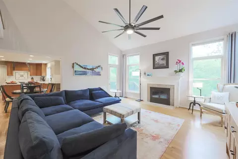 3906 Brigadoon Dr, Cincinnati, OH 45255 photo 9
