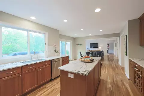 3906 Brigadoon Dr, Cincinnati, OH 45255 photo 14