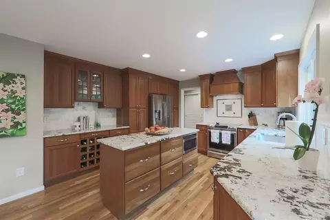 3906 Brigadoon Dr, Cincinnati, OH 45255 photo 13