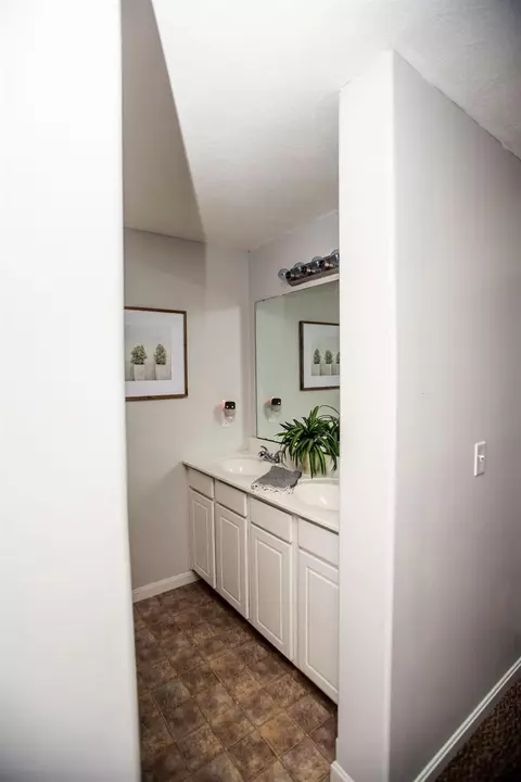 854 Hocking Meadow Cir, Monroe, OH 45050 photo 27
