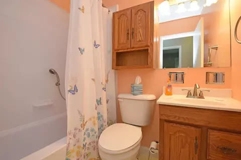 4304 Berwick St, Cincinnati, OH 45227 photo 20