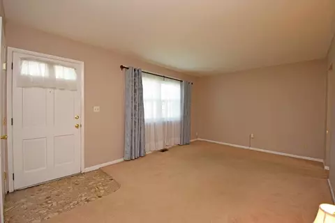 4304 Berwick St, Cincinnati, OH 45227 photo 5