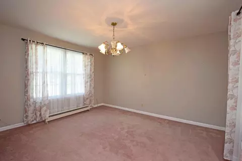 4304 Berwick St, Cincinnati, OH 45227 photo 9