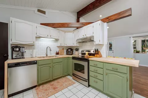1094 Mcmann Spur, Cincinnati, OH 45245 photo 7