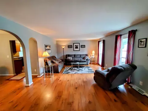 455 Springarden Ct, Cincinnati, OH 45238 photo 9