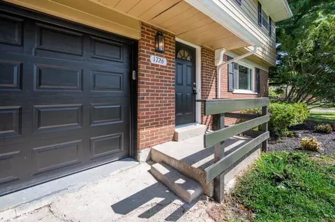 1726 Hudepohl Ln, Cincinnati, OH 45231 photo 3