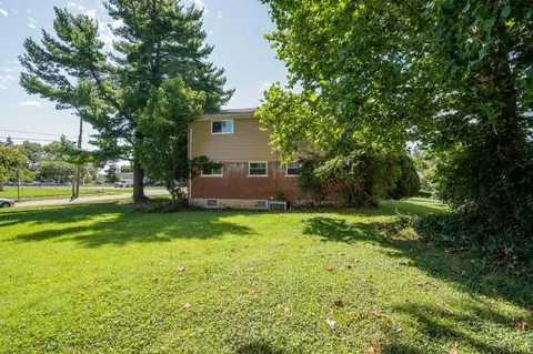 1726 Hudepohl Ln, Cincinnati, OH 45231 photo 25