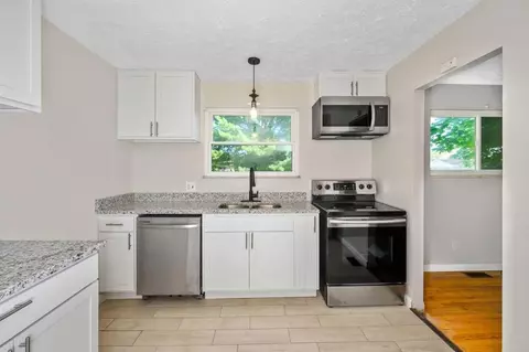 1726 Hudepohl Ln, Cincinnati, OH 45231 photo 9