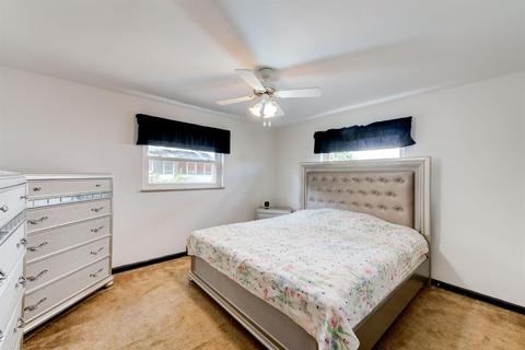 5710 Grace Ave, Fairfax, OH 45227 photo 6