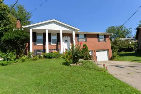 6237 Schunk Ct, Cincinnati, OH 45239 photo 2