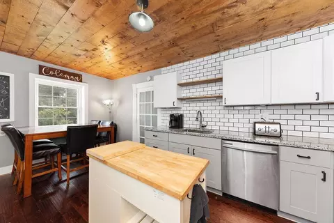 214 Center St, Blanchester, OH 45107 photo 6