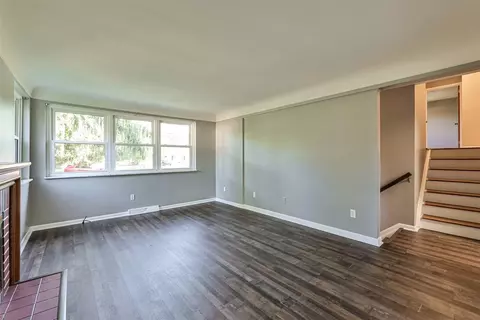 607 Sonny Ln, Cincinnati, OH 45244 photo 5