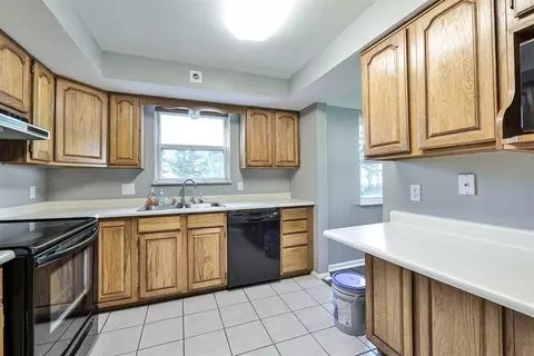 607 Sonny Ln, Cincinnati, OH 45244 photo 11