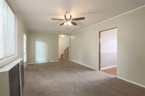 23 Ashby St, Greenhills, OH 45218 photo 5