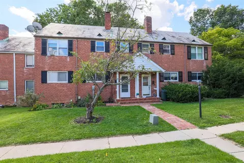 23 Ashby St, Greenhills, OH 45218 photo 2
