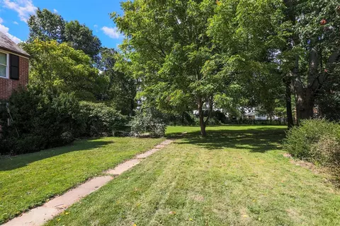 23 Ashby St, Greenhills, OH 45218 photo 25