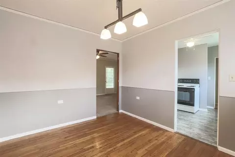 23 Ashby St, Greenhills, OH 45218 photo 9