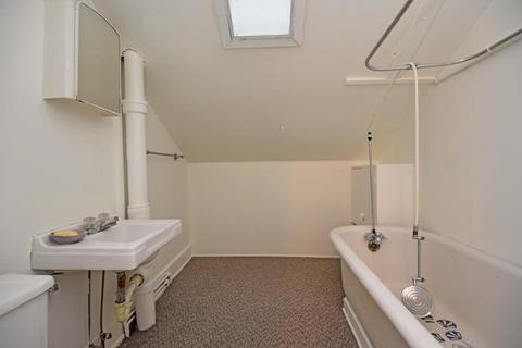 2215 Upland Pl, Cincinnati, OH 45206 photo 71
