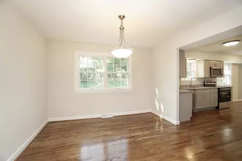 662 Evangeline Rd, Forest Park, OH 45240 photo 10