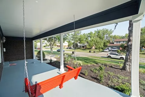 662 Evangeline Rd, Forest Park, OH 45240 photo 3