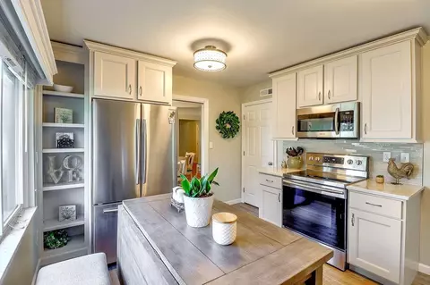 9653 Winton Rd, Cincinnati, OH 45231 photo 10
