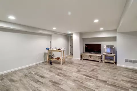 9653 Winton Rd, Cincinnati, OH 45231 photo 33