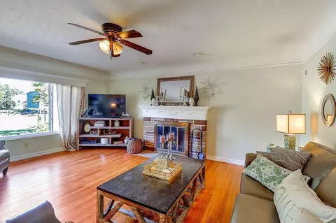 9653 Winton Rd, Cincinnati, OH 45231 photo 4