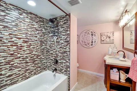 9653 Winton Rd, Cincinnati, OH 45231 photo 38