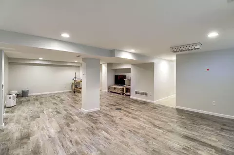 9653 Winton Rd, Cincinnati, OH 45231 photo 36