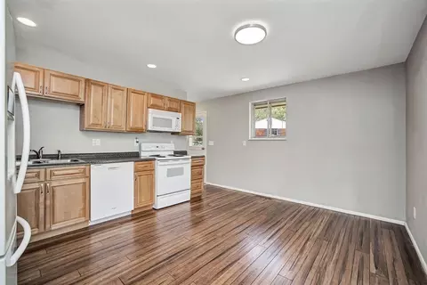 614 Mercury Dr, Cincinnati, OH 45244 photo 12