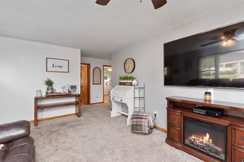 104 Grant Ave, Mount Orab, OH 45154 photo 3