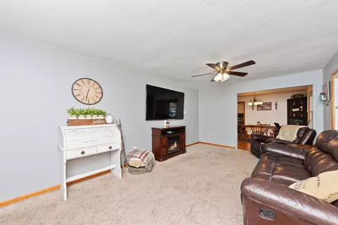 104 Grant Ave, Mount Orab, OH 45154 photo 2
