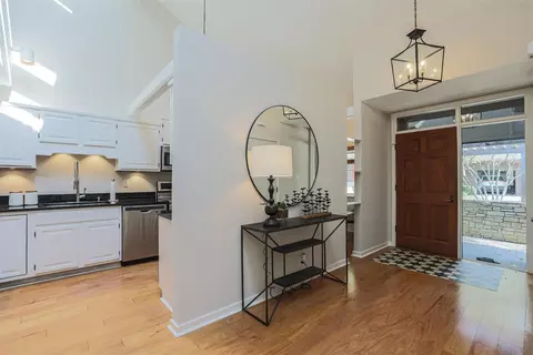 25 Spring Hill Dr, Mariemont, OH 45227 photo 15