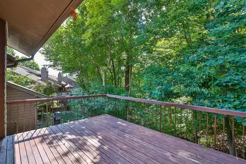 25 Spring Hill Dr, Mariemont, OH 45227 photo 11
