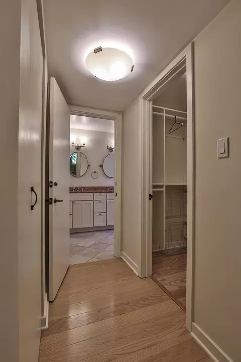 25 Spring Hill Dr, Mariemont, OH 45227 photo 9